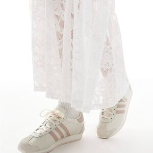 Adidas Women's Country OG Sneakers-New in box